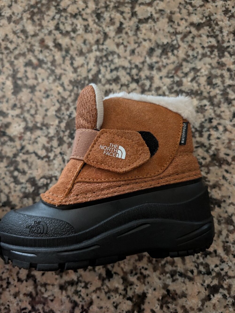 The North Face Kids Waterproof Winter Boots Brown Size 9